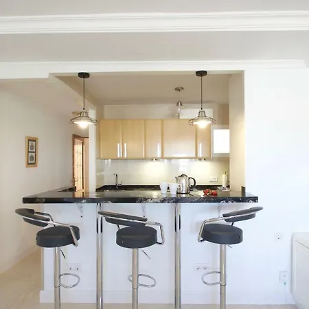 Apartment R&e *